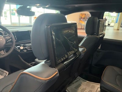 2027 Chrysler Pacifica PACIFICA PINNACLE AWD