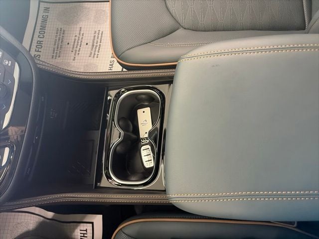 2027 Chrysler Pacifica PACIFICA PINNACLE AWD