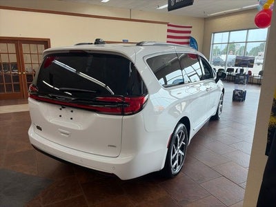2027 Chrysler Pacifica PACIFICA PINNACLE AWD
