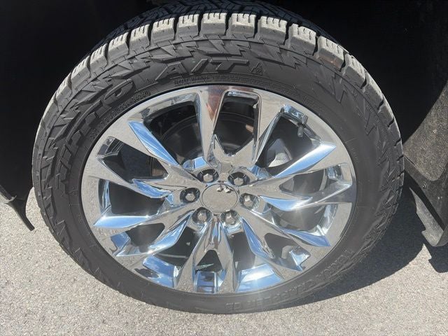 2024 Chevrolet Silverado 1500 4WD Crew Cab Short Bed LTZ