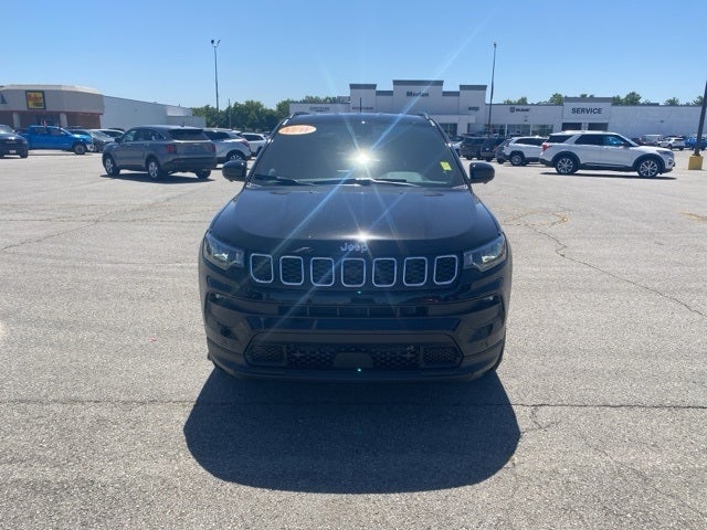 2024 Jeep Compass COMPASS LATITUDE LUX 4X4