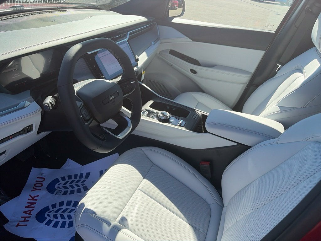 2027 Jeep Cherokee CHEROKEE LIMITED 4X4