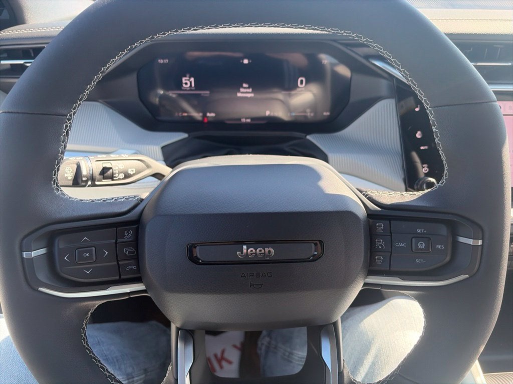 2027 Jeep Cherokee CHEROKEE LIMITED 4X4