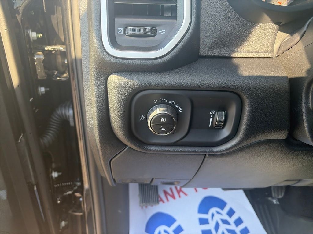 2027 RAM Ram 2500 RAM 2500 BIG HORN CREW CAB 4X4 8' BOX