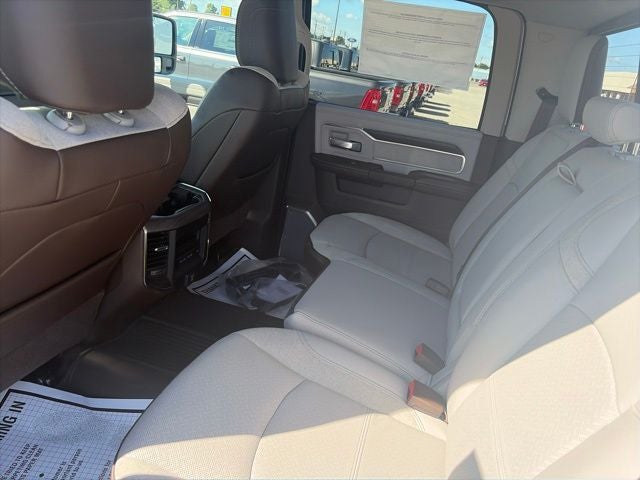 2026 RAM Ram 3500 RAM 3500 LARAMIE CREW CAB 4X4 8' BOX