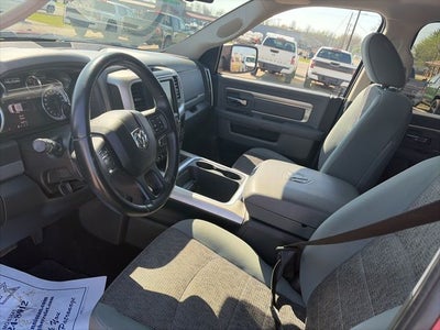 2017 RAM 1500 Big Horn Crew Cab 4x4 5'7' Box