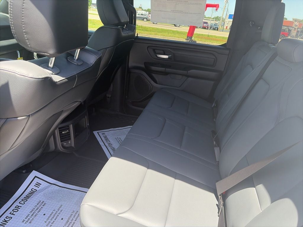 2026 RAM Ram 1500 RAM 1500 TRADESMAN CREW CAB 4X4 5'7' BOX