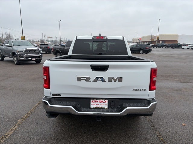 2025 RAM Ram 1500 RAM 1500 TRADESMAN CREW CAB 4X4 5'7' BOX