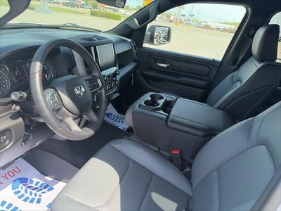 2026 RAM Ram 1500 RAM 1500 TRADESMAN CREW CAB 4X4 5'7' BOX