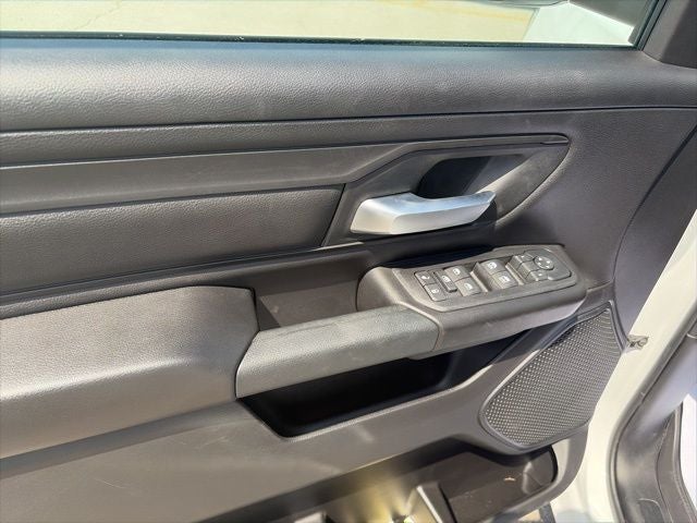 2026 RAM Ram 1500 RAM 1500 TRADESMAN CREW CAB 4X4 5'7' BOX