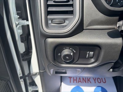 2026 RAM Ram 1500 RAM 1500 TRADESMAN CREW CAB 4X4 5'7' BOX