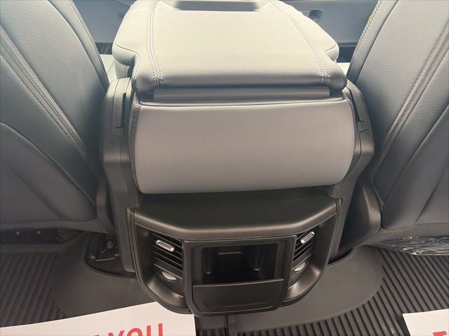 2026 RAM Ram 1500 RAM 1500 TRADESMAN CREW CAB 4X4 5'7' BOX