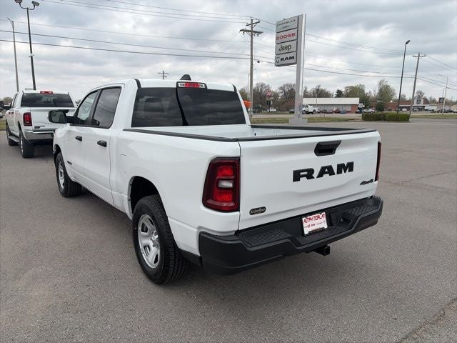 2026 RAM Ram 1500 RAM 1500 TRADESMAN CREW CAB 4X4 5'7' BOX