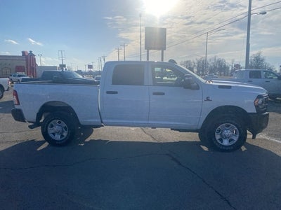 2024 RAM 2500 Tradesman Crew Cab 4x4 6'4' Box