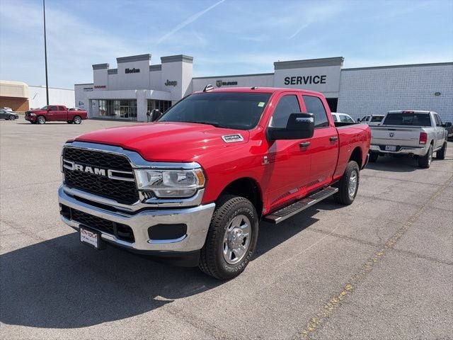 2024 RAM 2500 Tradesman Crew Cab 4x4 6'4' Box