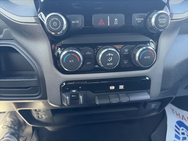 2024 RAM 2500 Tradesman Crew Cab 4x4 6'4' Box