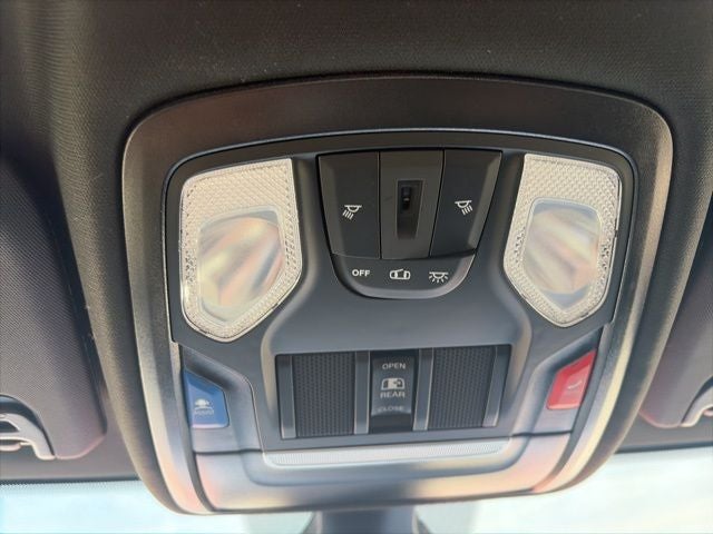 2024 RAM 2500 Tradesman Crew Cab 4x4 6'4' Box