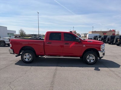 2024 RAM 2500 Tradesman Crew Cab 4x4 6'4' Box