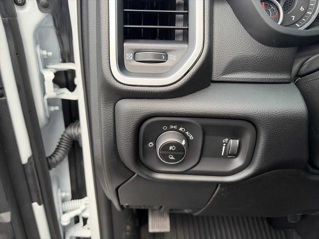 2027 RAM 2500 Big Horn