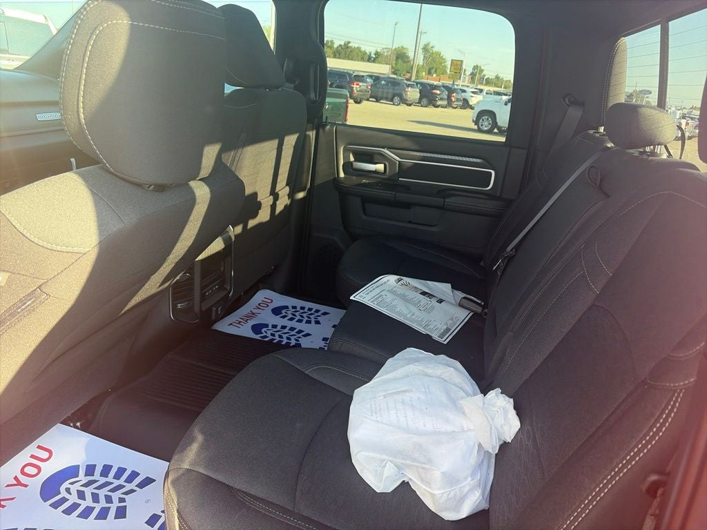 2027 RAM Ram 2500 RAM 2500 BIG HORN CREW CAB 4X4 6'4' BOX