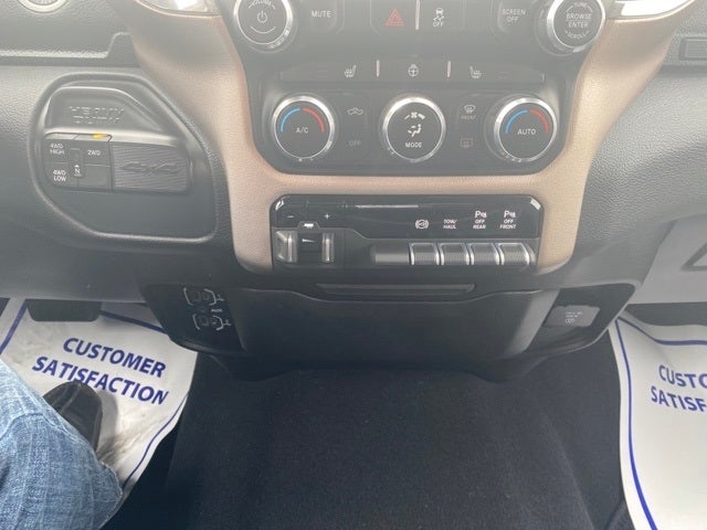 2021 RAM 2500 Laramie Crew Cab 4x4 6'4' Box