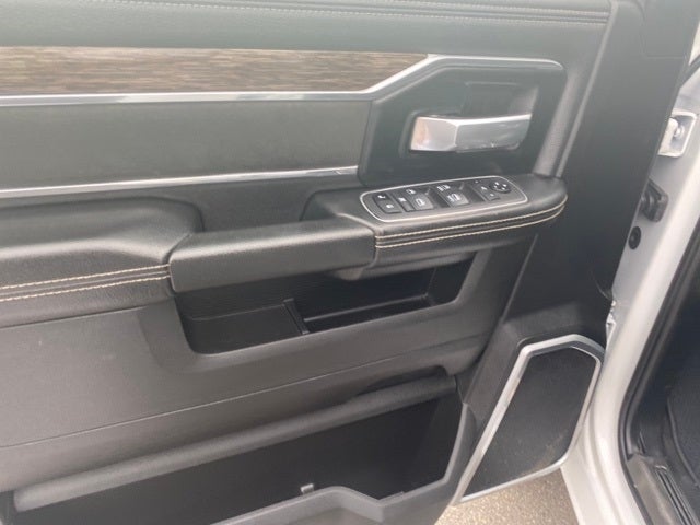 2021 RAM 2500 Laramie Crew Cab 4x4 6'4' Box