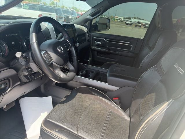 2022 RAM 2500 Laramie Crew Cab 4x4 6'4' Box