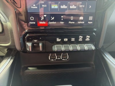 2022 RAM 2500 Laramie Crew Cab 4x4 6'4' Box
