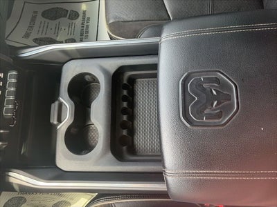 2022 RAM 2500 Laramie Crew Cab 4x4 6'4' Box