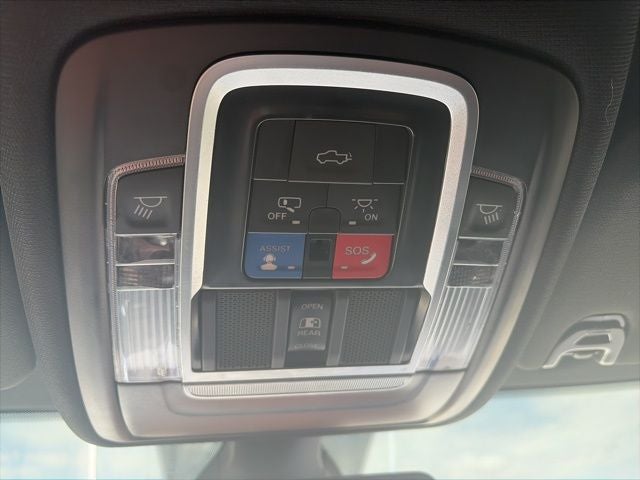 2022 RAM 2500 Laramie Crew Cab 4x4 6'4' Box
