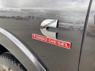 2020 RAM 2500 Laramie Crew Cab 4X4 6'4' Box