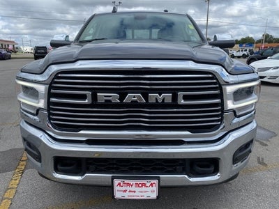 2020 RAM 2500 Laramie Crew Cab 4X4 6'4' Box