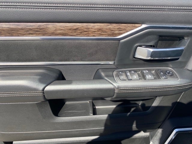 2021 RAM 2500 Laramie Crew Cab 4x4 6'4' Box