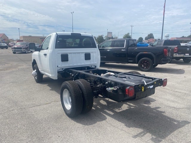 2024 RAM 3500 Chassis Tradesman/SLT