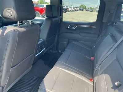 2022 Chevrolet Silverado 1500 4WD Crew Cab Short Bed LTZ