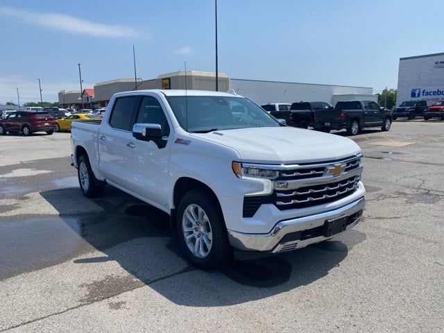 2022 Chevrolet Silverado 1500 4WD Crew Cab Short Bed LTZ