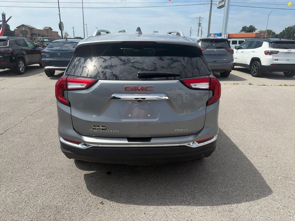 2024 GMC Terrain AWD SLT