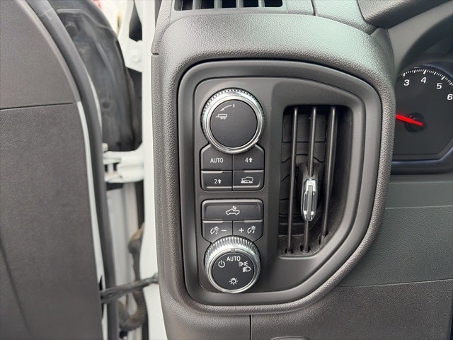 2024 GMC Sierra 1500 4WD Crew Cab Short Box Pro