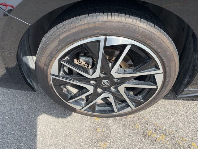 2024 Nissan Sentra SR Xtronic CVT