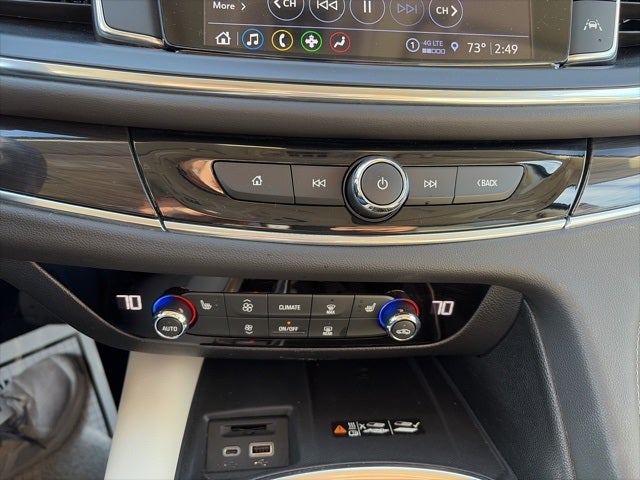 2024 Buick Enclave Essence FWD