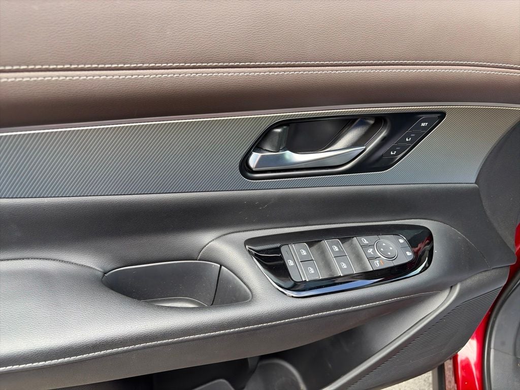 2025 Nissan Murano Platinum