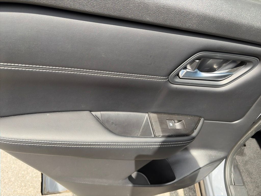 2025 Nissan Rogue SL Intelligent AWD