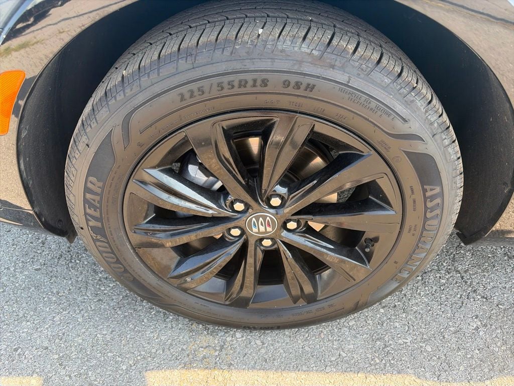 2025 Buick Envista Sport Touring FWD