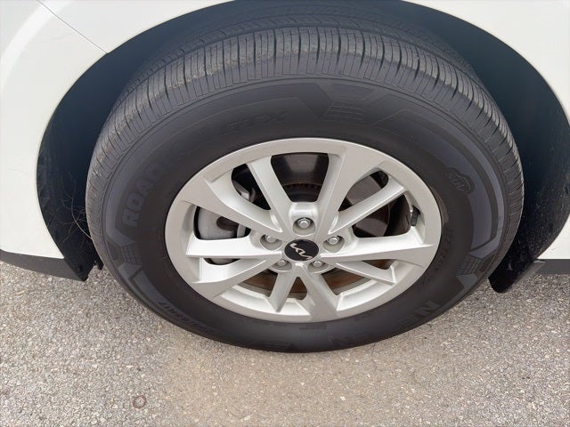 2024 Kia Carnival MPV LX Seat Package