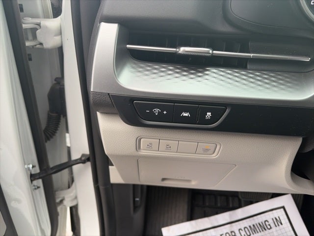 2024 Kia Carnival MPV LX Seat Package